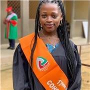 Tutrice pour aide au devoirs et soutien scolaire, également des cours particuliers en Français et informatique niveau Brevet